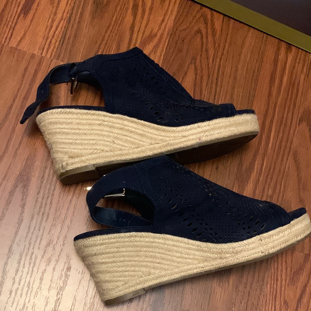 Liz Claiborne Dark Blue Heeled Sandals - Picture 5 of 5